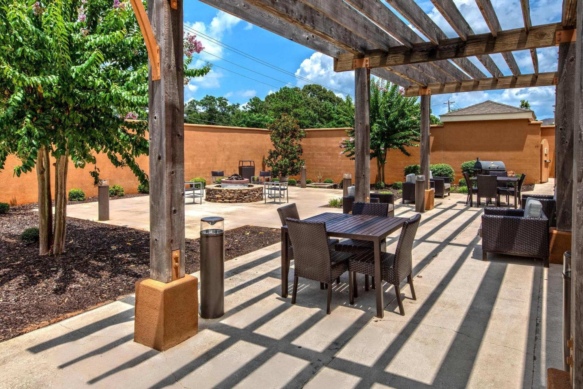 Courtyard By Marriott Troy Hotel Kültér fotó