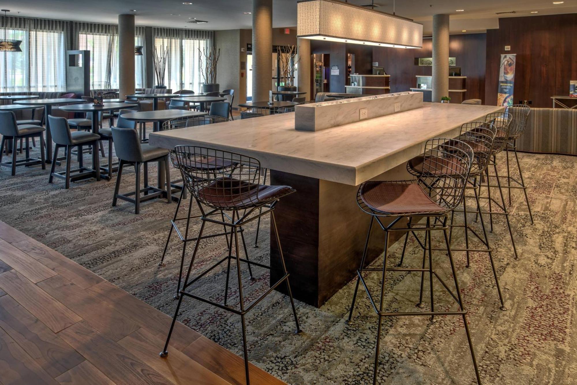 Courtyard By Marriott Troy Hotel Kültér fotó
